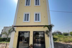 Address of Acu Hotels Minakshi