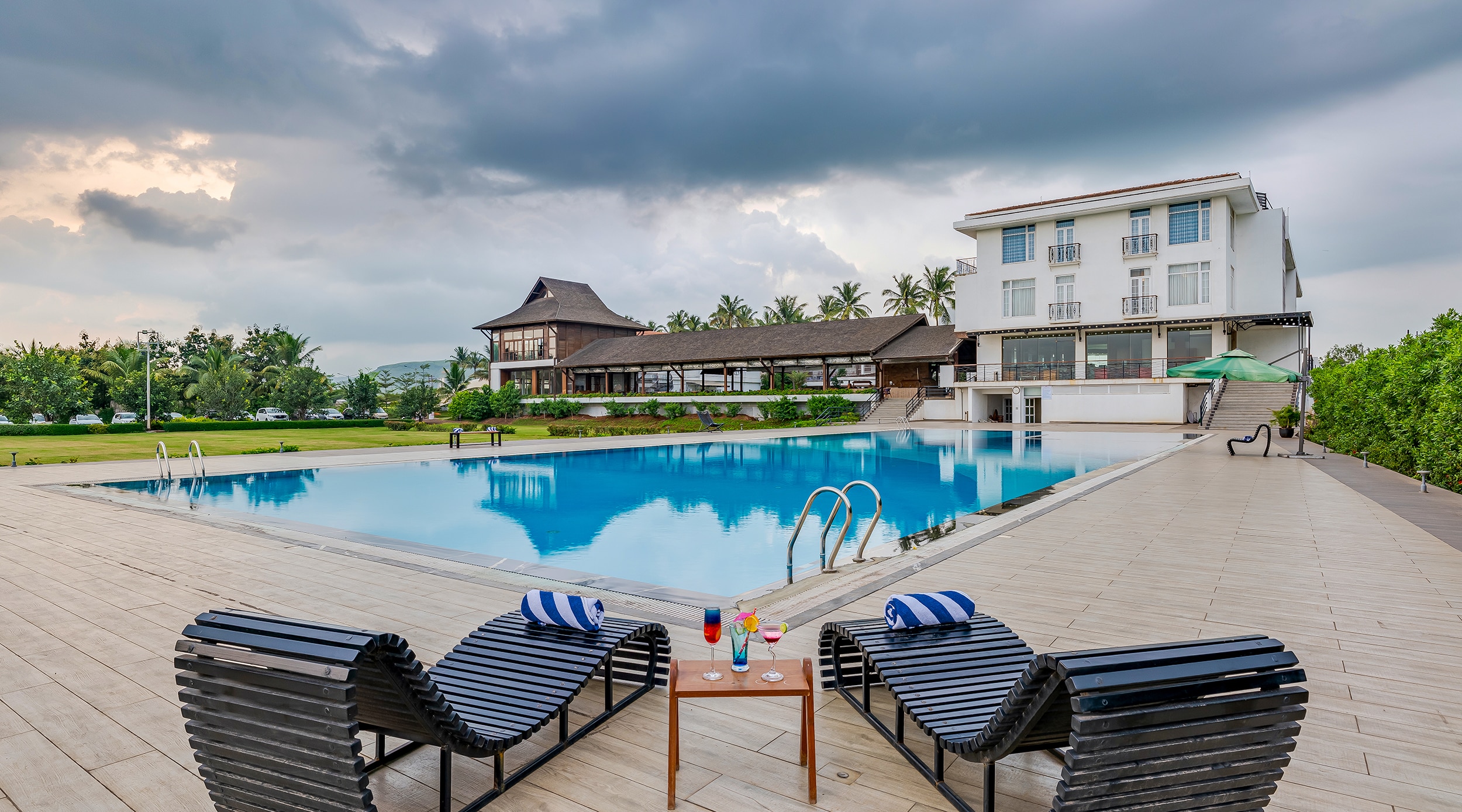 Highland Club Kolhapur District Bookings Not Accepted - Tap to explore photos