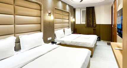 Delhi Delight Premium Room Type - Family Suite