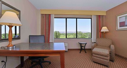 Doubletree Hotel Grand Junction Room Type - 1 KING BED NS