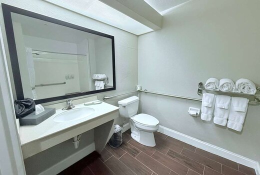 La Quinta Inn & Suites by Wyndham Orlando Universal area