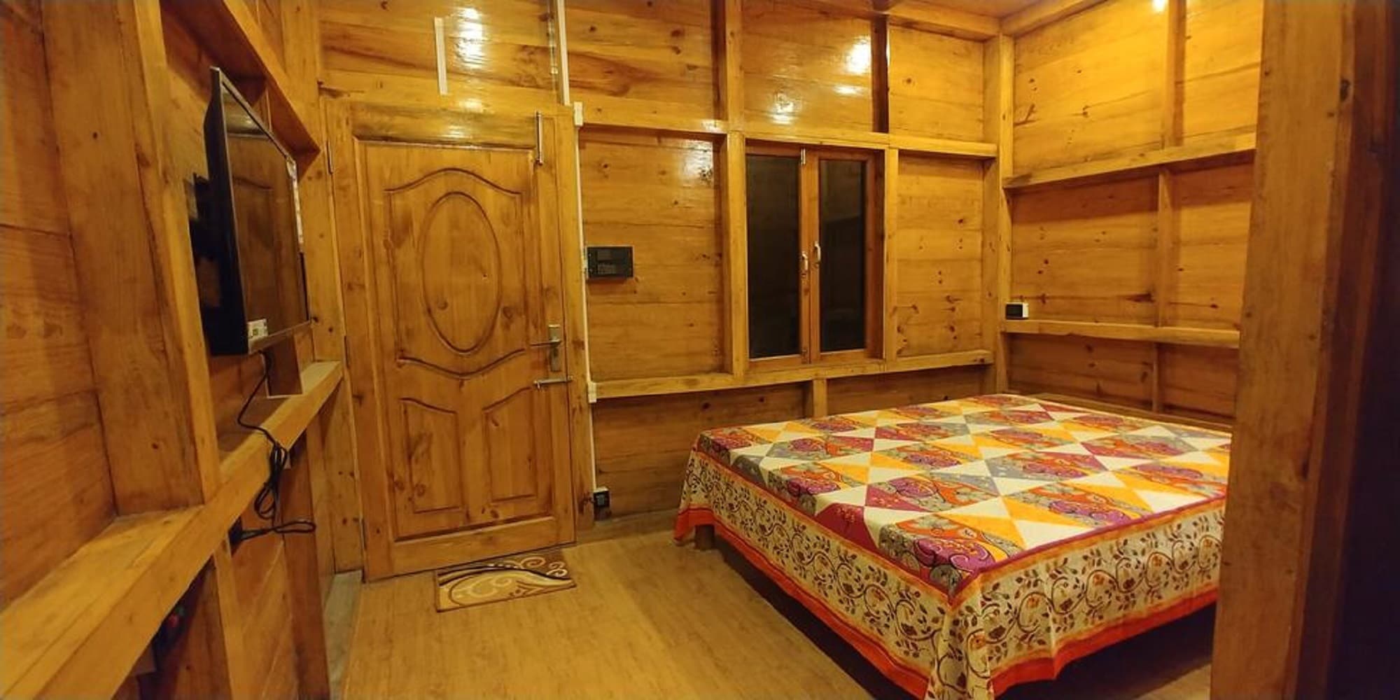 Wooden Harmony Homestay - Tap to explore photos