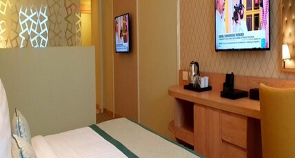 Jacob's Garden Hotel Bur Dubai Room Type - Deluxe Double Room