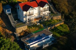 Meeval Resort Vagamon