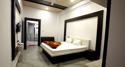 Manglam Resort & Restaurent  Room Type - Deluxe Room