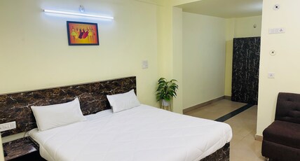 Hotel Jain Palace Room Type - Deluxe Ac