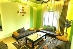 The Purple Leaf (Economy) Homestay