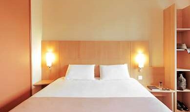 Hotel ibis Marrakech Centre Gare Room Type - Standard Room with 1 double bed