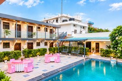 JPS Resort with Swimming Pool  IMT Manesar