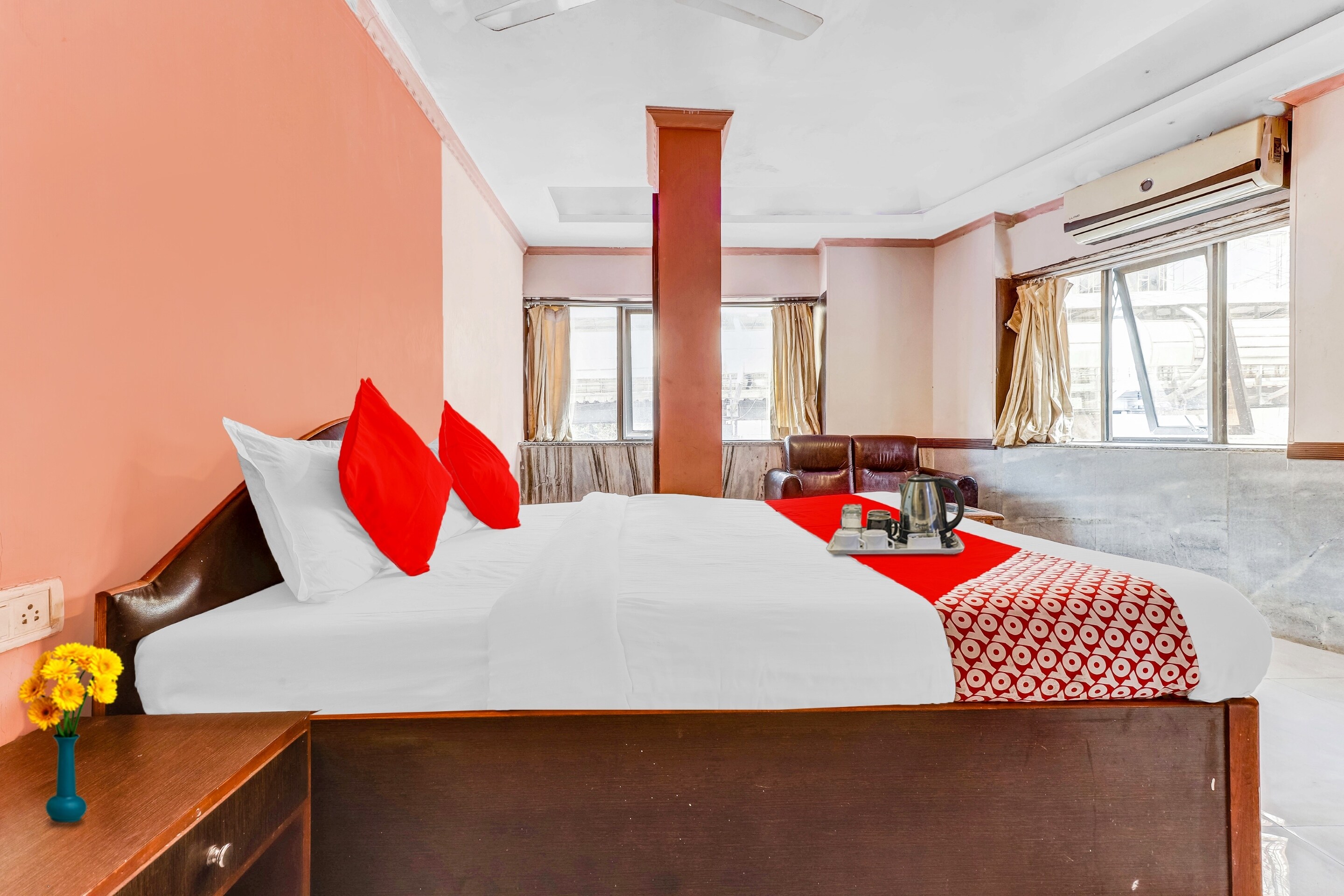 Hotel O Prince Palace - Tap to explore photos