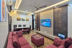 Aatmaditya Luxury Rooms In A Villa In The Heart Of The City
