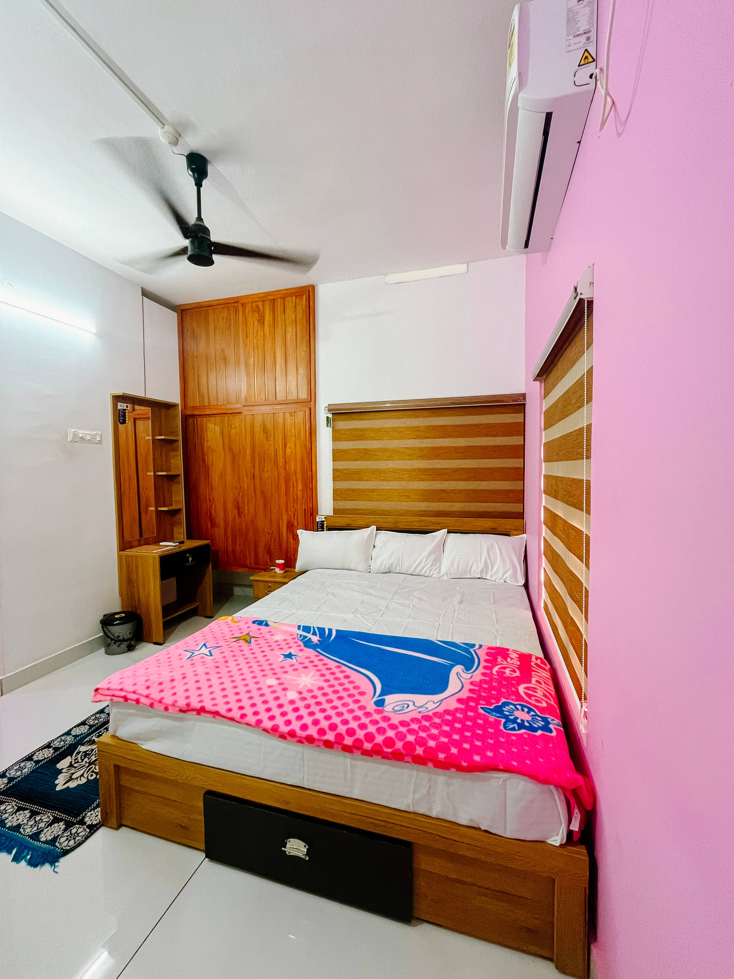 Ammagani Homestay - Tap to explore photos