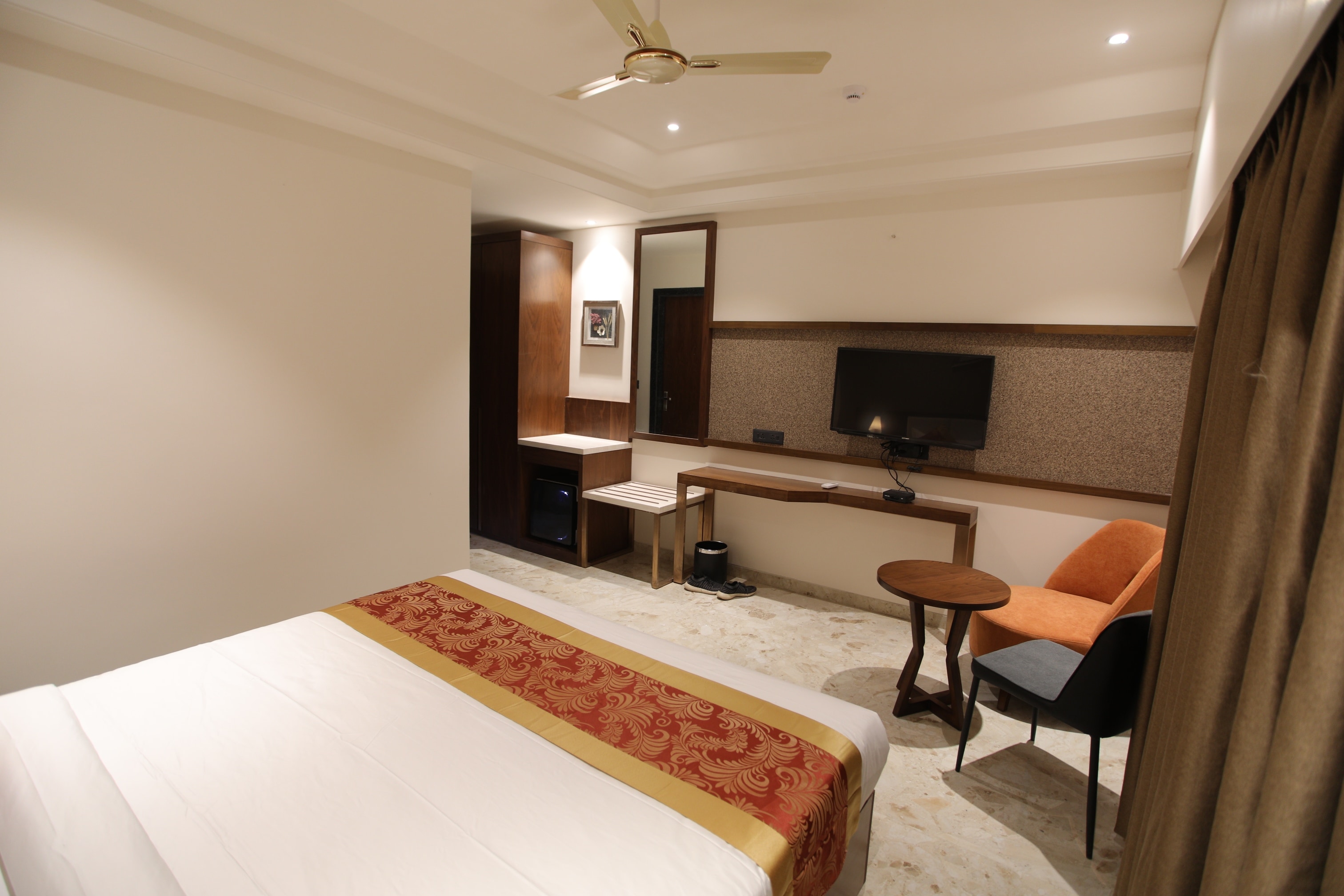 Hotel The Grand Chittor - Tap to explore photos