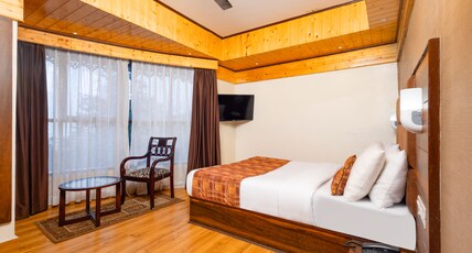 Sumitel Queens Yard Room Type - Premium Room.