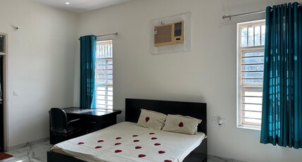 Gyan Leela Farms Shejawas Gurgaon Room Type - Bedroom 1