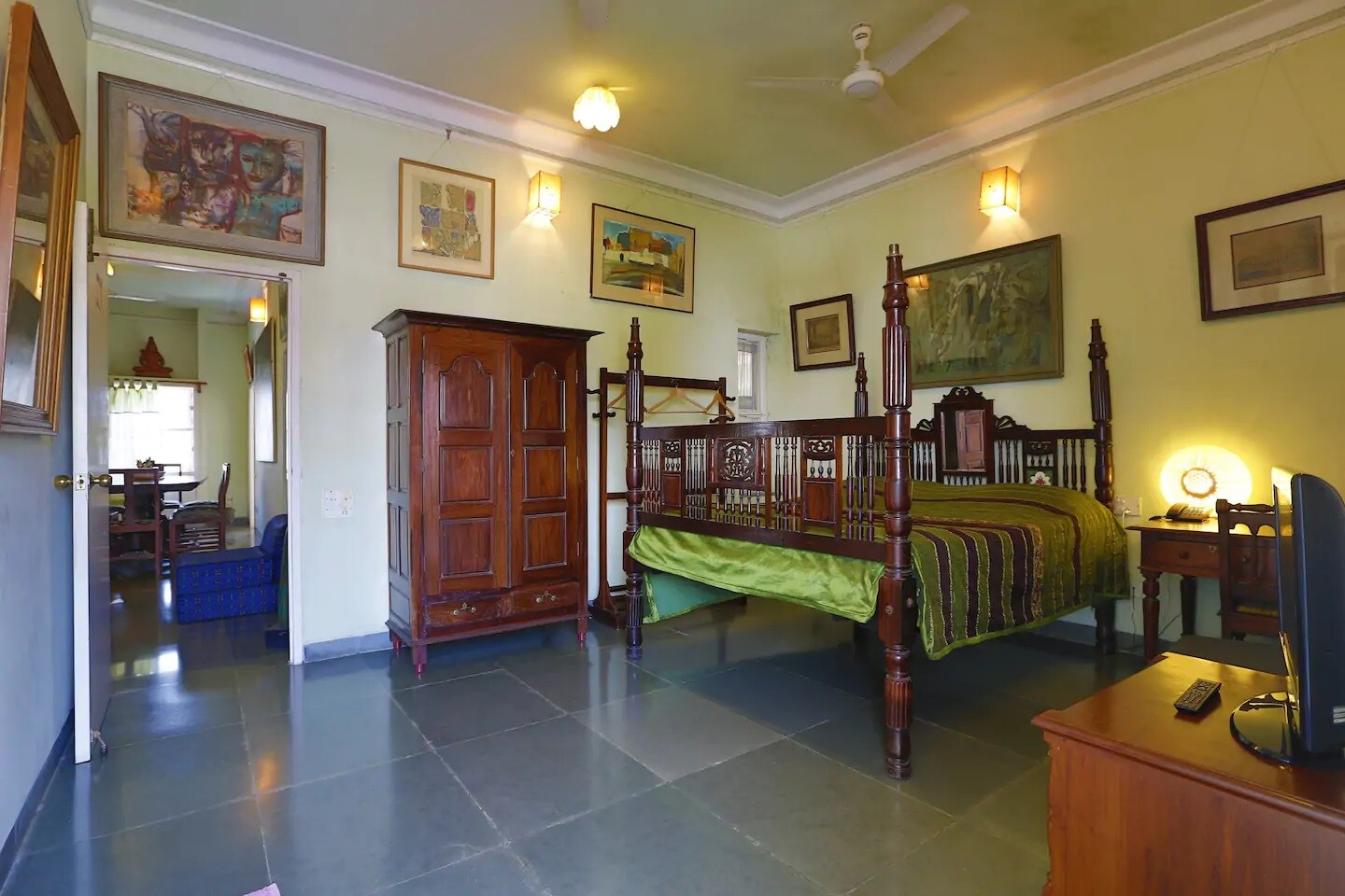 Main gallery