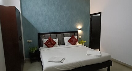 Hotel Mandiram Palace Room Type - Deluxe Room