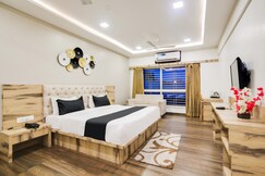 Townhouse Oak PTC Indore Junction