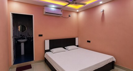 S k Hotel Room Type - Ac premium room 119