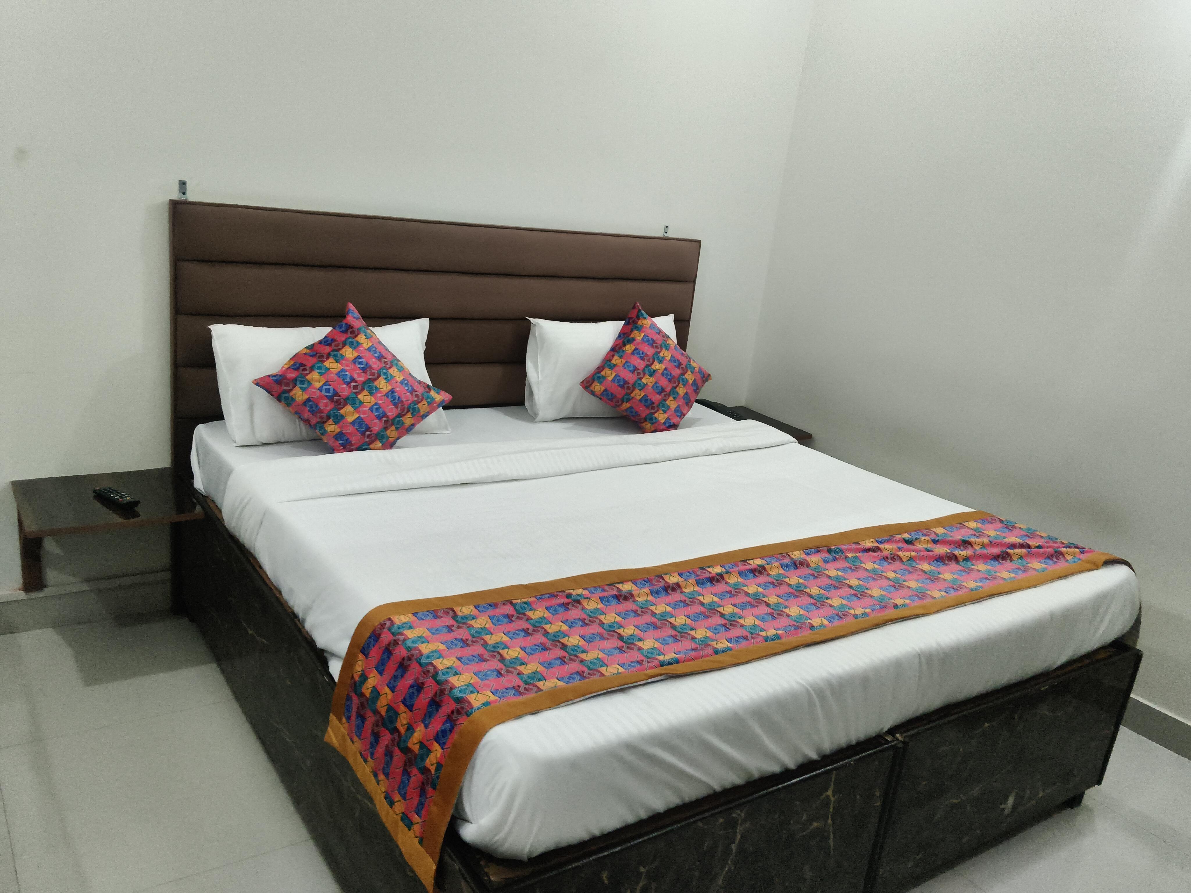 Aviraj Residency - Tap to explore photos