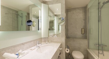 Radisson Blu Hotel, Amsterdam Room Type - Premium Room