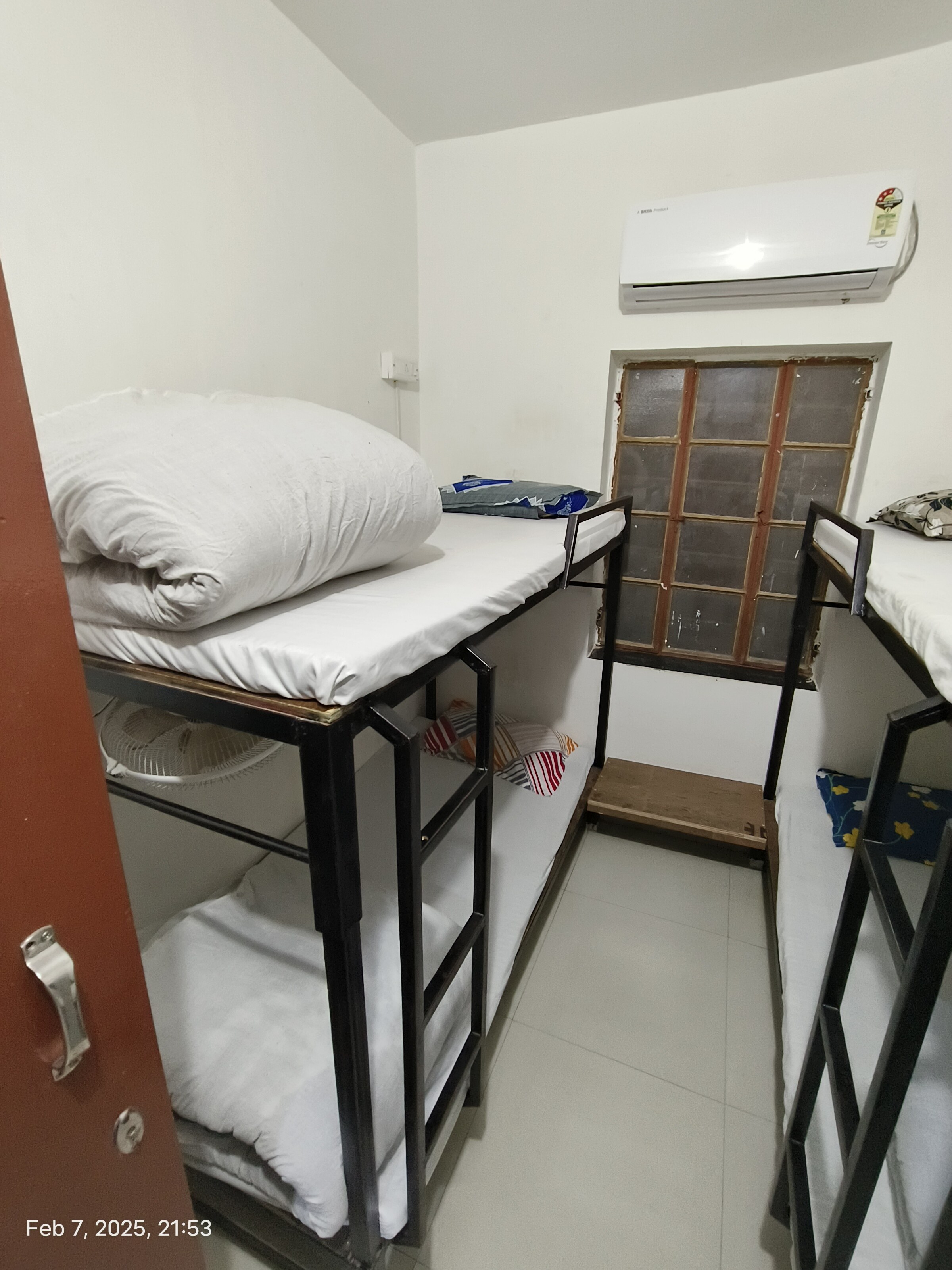 Sharda Residency and Dormitory - Tap to explore photos
