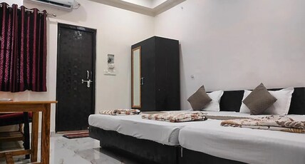 Rameshwaram Paying Guest House Room Type - Family Room Triple Bed with Ac