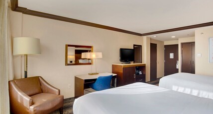 Crowne Plaza Harrisburg-Hershey, an IHG Hotel Room Type - 2 Queen Beds Standard
