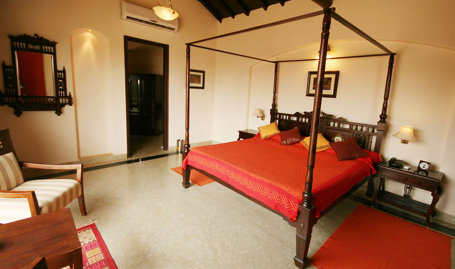 Chitvan Jungle Lodge - Tap to explore photos