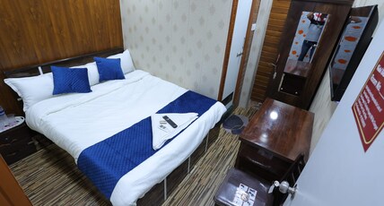 Hotel Shiv Vandana Inn Room Type - Deluxe Room