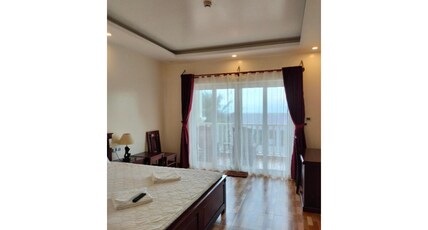 Phuong Binh House Room Type - Deluxe Double Room with Balcony