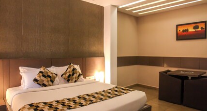 HOTEL LUCIYA PALACE Room Type - Deluxe