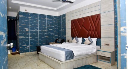 The Palace Suites Hotel Room Type - Suite Double Room AC