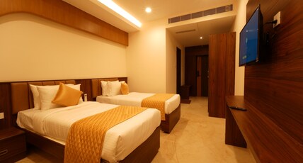 TSR Vivitha Grand Room Type - Executive Room TSR Vivitha Grand Room Type - Executive Room