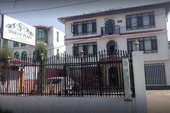 Shafaaf Plaza