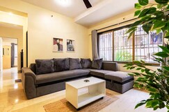Cozy and Comfortable 2 Bhk Carter Rd