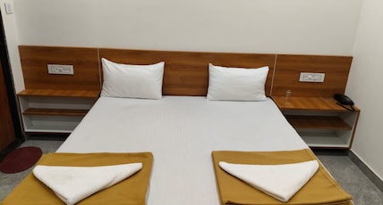Ayodhya Bhavan - Dwarka Room Type - Double Room