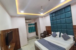 HOTEL SARGAM