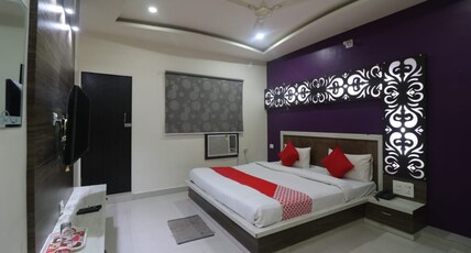 Hotel Anand Lok Room Type - Deluxe Ac Room