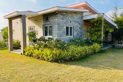 Oakwood Delight 2 BHK Pool Villa Udaipur