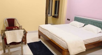 Hotel Golden Valley, Sukma Room Type - King bed Room
