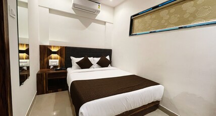 HOTEL BLACKBURN Room Type - Classic Room