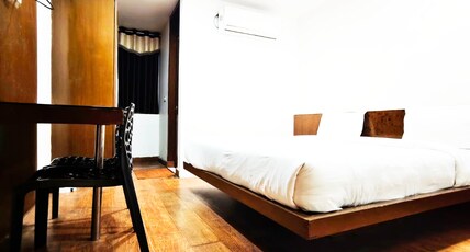 HOTEL VARANASI PALACE Room Type - Standard Room
