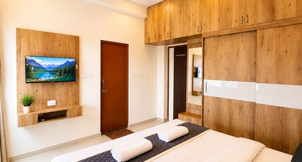 Sai Grand Villas and Hotel near Bangalore Airport Room Type - Deluxe Room Sai Grand Villas and Hotel near Bangalore Airport Room Type - Deluxe Room