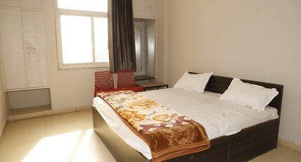 Shri Krishn Kunj Room Type - deluxe