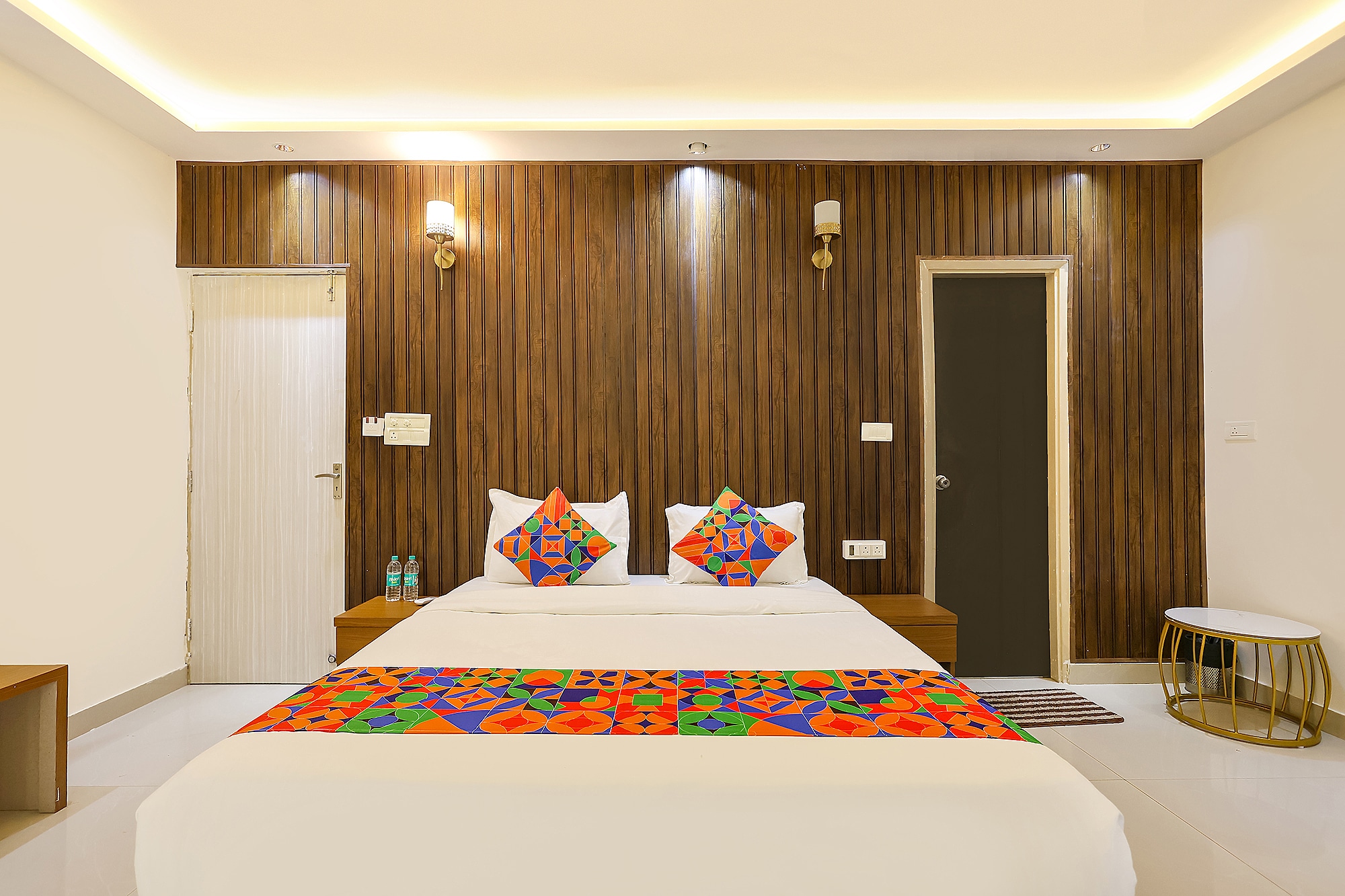 FabHotel Outstay - Tap to explore photos