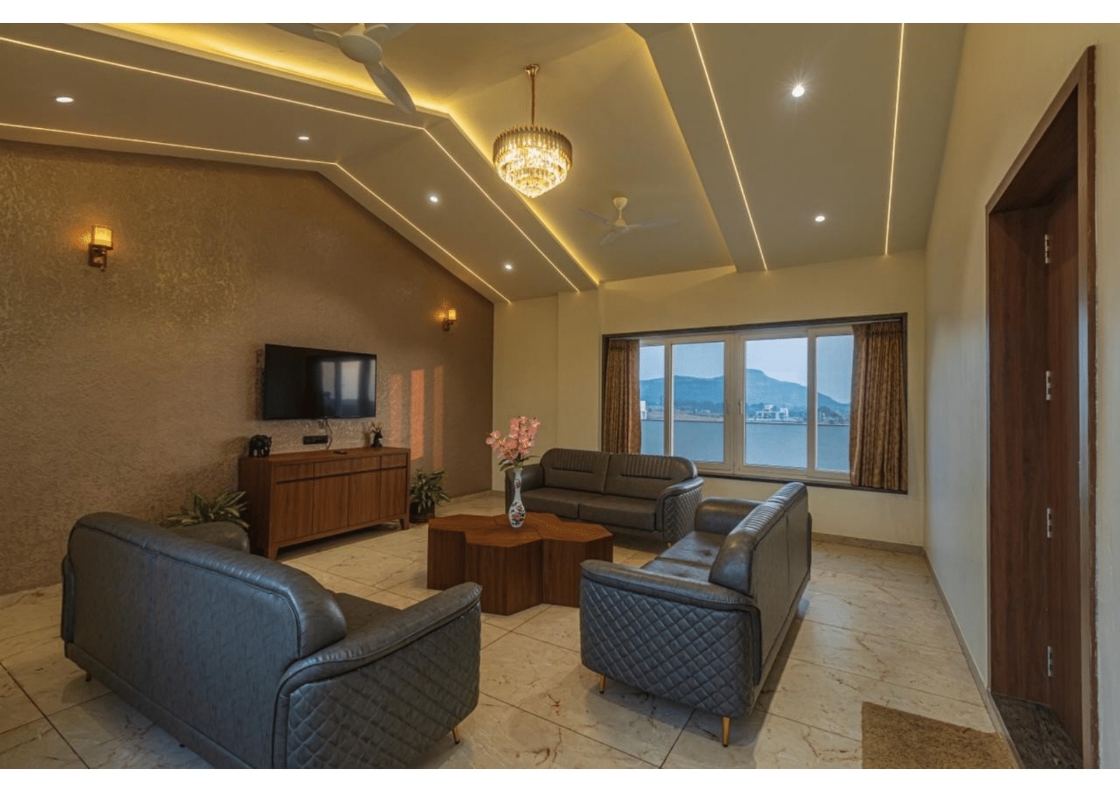 Mountain Glory Villa Igatpuri - Tap to explore photos