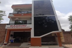 Raghav Hotel