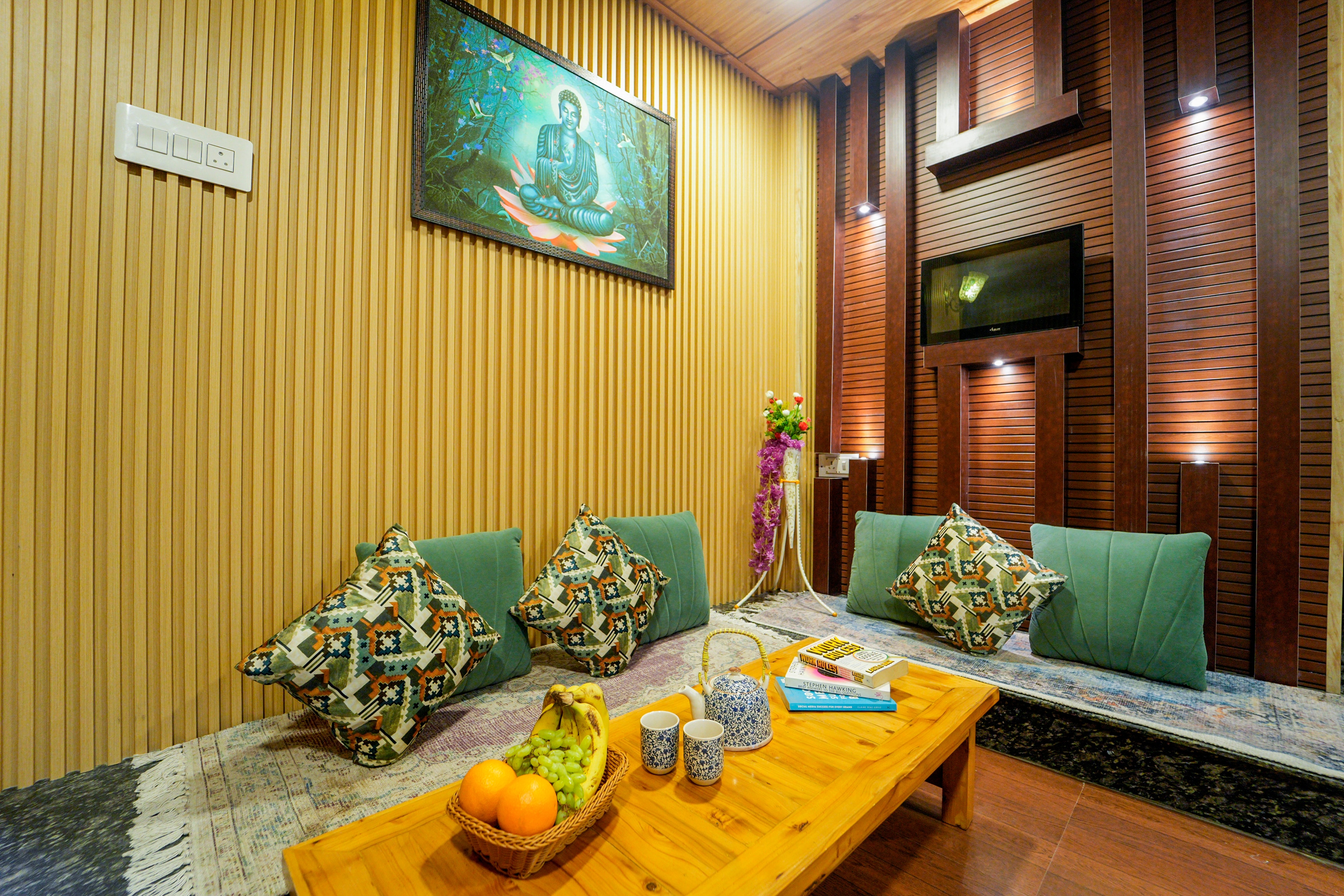 Babylon Resort - Tap to explore photos