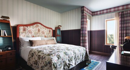 Graduate by Hilton Cambridge Room Type - KING FAMILY CONN GRAD ROOM